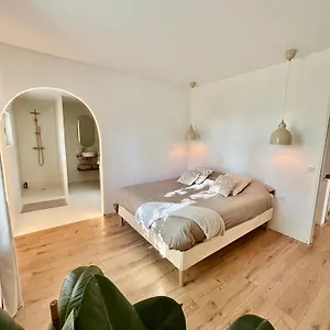 Maison A Avec Jardin Privatif Dans Domaine Des Crozes Appartement